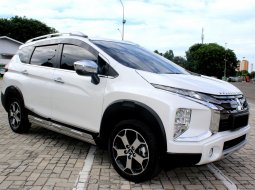 Mitsubishi Xpander Cross 2020 Putih 2