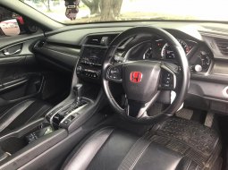Honda Civic Turbo 1.5 Automatic 2018 Merah 8