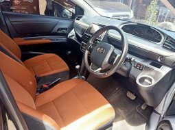 Toyota Sienta V 2016 Matic Termurah di Bogor 9