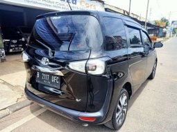 Toyota Sienta V 2016 Matic Termurah di Bogor 5