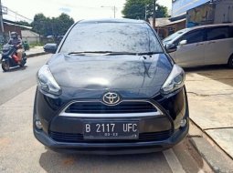 Toyota Sienta V 2016 Matic Termurah di Bogor 2