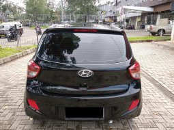 Hyundai Grand I10 GLX 2016 Low KM 13rb 3