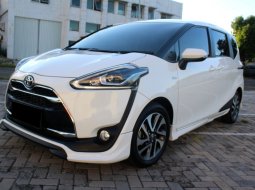 Toyota Sienta Q AT 2018 Putih 6