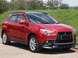 Mitsubishi Outlander PX 2.0 AT Istimewa Sekali 1