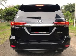 Toyota Fortuner VRZ 2.4 AT 2016 4