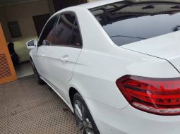 Mercedes E250 Avantgarde 2014/2015 Putih, Tangan pertama, Terawat, Kondisi Istimewa 10