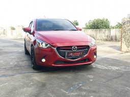 Mazda 2 R 2016 Merah 2