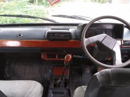 1990 Toyota Kijang MPV Minivans 4