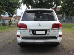 Lexus LX 570 AT 2012 Putih - ISTIMEWA 10