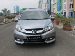 Honda Mobilio 2014 SUV 2