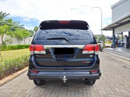 Toyota Fortuner G TRD 2013 Hitam 4