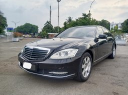 Mercedes-Benz S-Class S 350 2008 Hitam 3