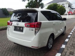 Dijual mobil bekas Toyota Kijang Innova V, Jawa Timur  10