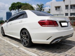 Mercedes-Benz E-Class E 400 2016 Putih 4