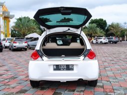 2017 Honda Brio Satya E 1.2 MT Putih Jember Banyuwangi Bondowoso 5
