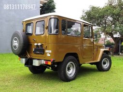 Dijual Mobil Toyota HARDTOP FJ40 1980 di Tangerang Selatan 4