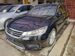 DKI Jakarta, Honda Accord VTi-L 2015 kondisi terawat 7