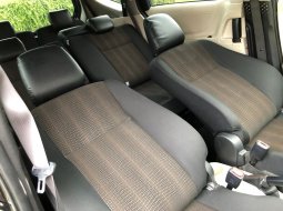 Toyota Sienta V CVT 2017 Hitam 9