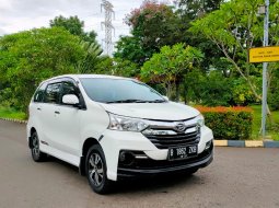 Jual mobil Daihatsu Xenia 2016 2