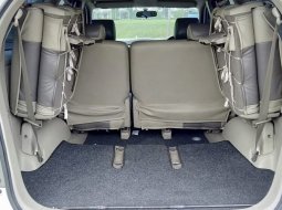 Toyota Kijang Innova G A/T Diesel 2013 Putih 8