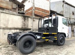 MULUS+BanBARU,MURAH SG260TI Hino Engkel 4x2 SG260J Tractor Head 2013 2