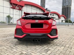 Honda Civic ES 2018 Merah 6