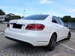 Mercedes-Benz E-Class E 300 2017 pakai 2018 4