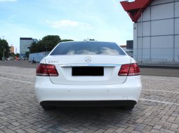 Mercedes-Benz E-Class E 300 2017 pakai 2018 5