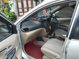 Jual cepat Toyota Avanza G MT 2013 di Banten 3