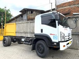 50000KM+BanBARU,MURAH Isuzu Giga Engkel FVR34P Sasis 2016 FVR + Bak 363 2