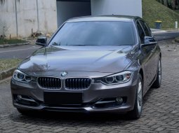 BMW 3 Series 320i Sport 2015 - Havana Beige 1