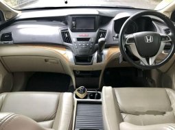 Jawa Timur, jual mobil Honda Odyssey 2.4 2010 dengan harga terjangkau 3