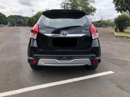 Toyota Yaris Heykers 2017 Hitam 6
