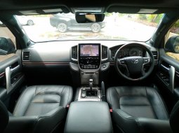 Toyota Land Cruiser 4.5 V8 Diesel 2017 SUV 4