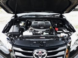 Toyota Fortuner VRZ 2019 Hitam 10