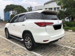 Toyota Fortuner 2.7 SRZ AT 2016 5