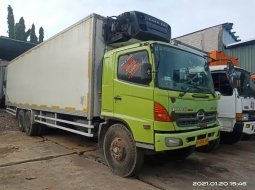 sasisanSAJA hino tronton 6x2 FL235JW 2013 bisa box bok wingbox FL235TI 1