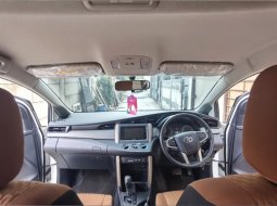 Odo 9Rb Toyota Innova 2.0 G AT Bensin 2019 Putih Persis Seperti Baru 4