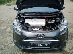 Toyota Sienta 2018 Jawa Barat dijual dengan harga termurah 6