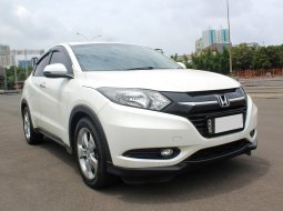 Honda HR-V 1.5L E CVT 2016 Putih 3