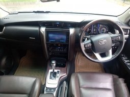 Dijual mobil bekas Toyota Fortuner VRZ, Jawa Barat  4