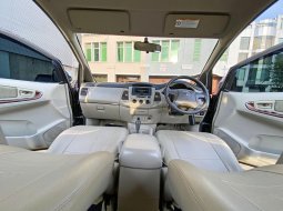 Toyota Kijang Innova E 2014 upgrade G KM 50rb Siap Tukar Tambah 4