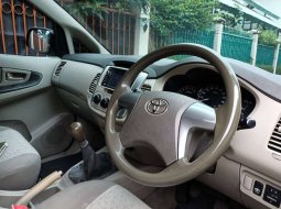 Toyota Kijang Innova G 2013 4