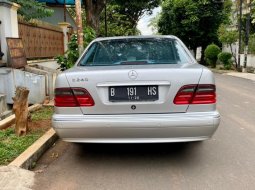 Jual Mercedes-Benz E 240 Avant Garde W210 2000 2