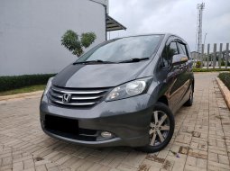 Honda Freed PSD 2011 Abu-abu 1