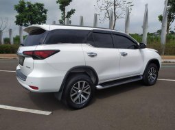 Dijual mobil bekas Toyota Fortuner VRZ, DKI Jakarta  8