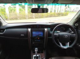 Dijual mobil bekas Toyota Fortuner VRZ, DKI Jakarta  5