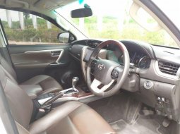 Dijual mobil bekas Toyota Fortuner VRZ, DKI Jakarta  4