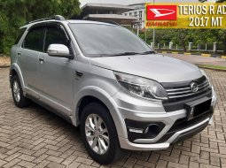 Daihatsu Terios R Adventure 2017 MT 1