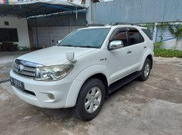 Jual Toyota Fortuner G 2011 harga murah di Jawa Barat 7